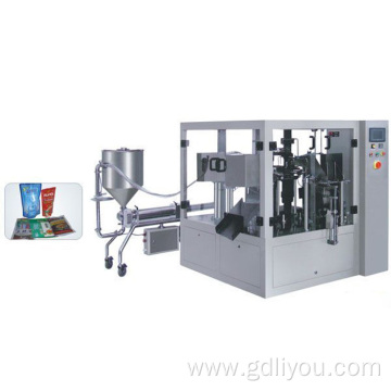 Automatic liquid packing machine